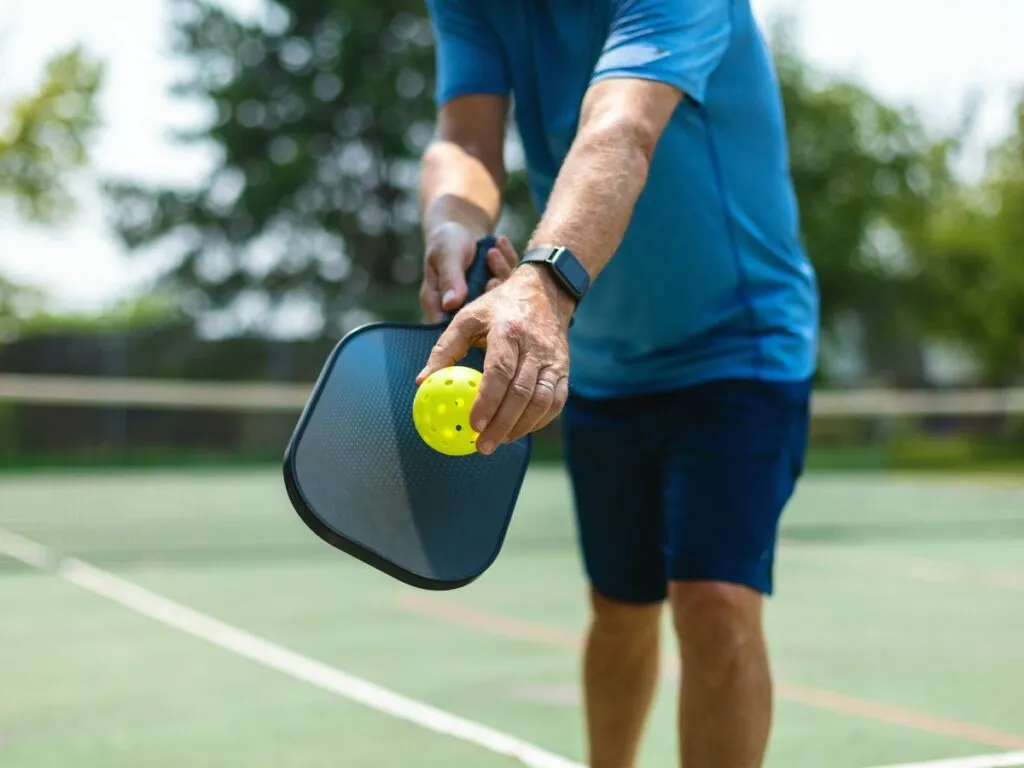 Comfy shorts outfit for men playing indoor pickleball